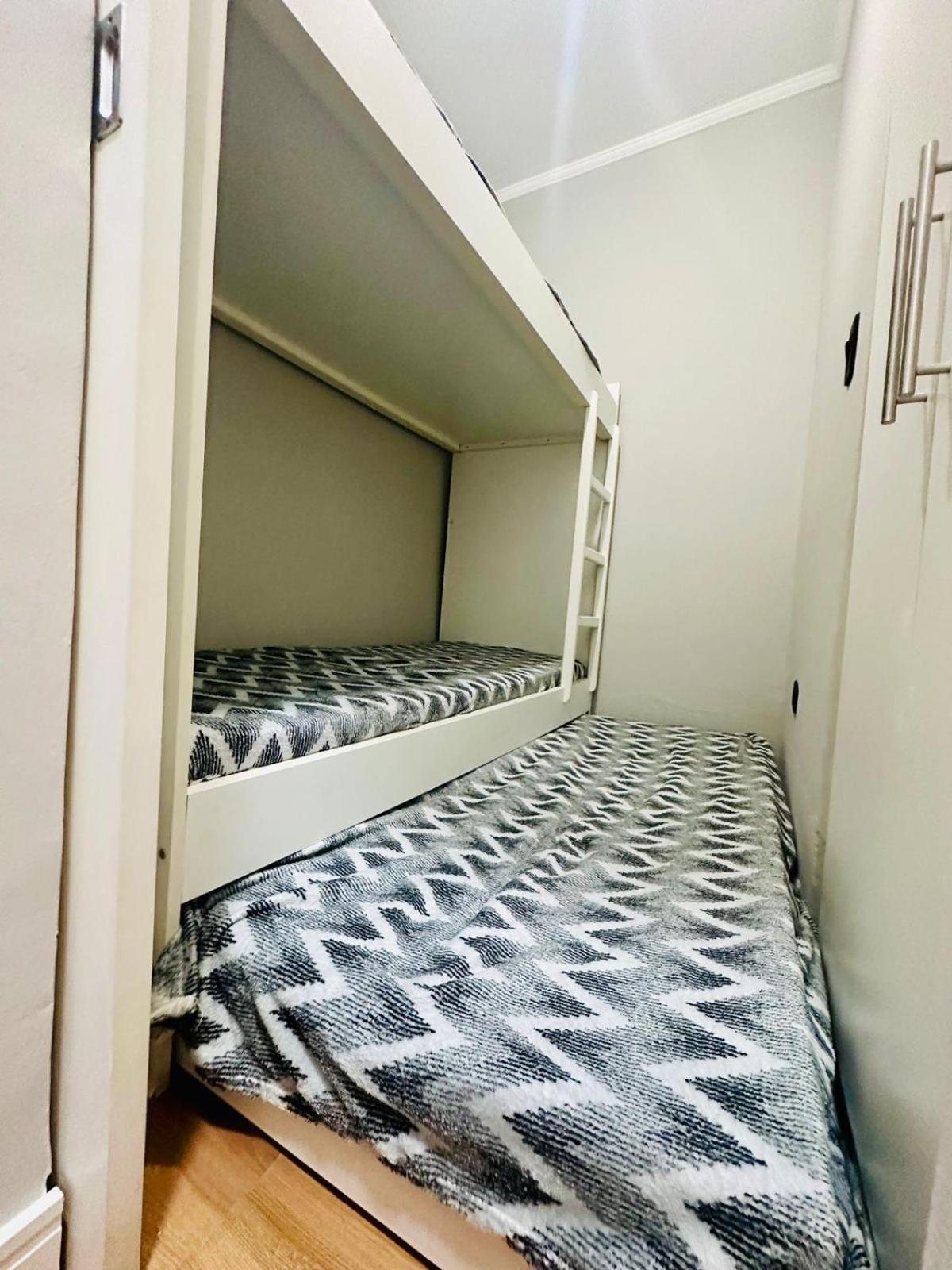 Apartamento Condominio Quisisana Centro Pocos De Caldas Lazer Completo, Uma Estrutura De Resort 外观 照片