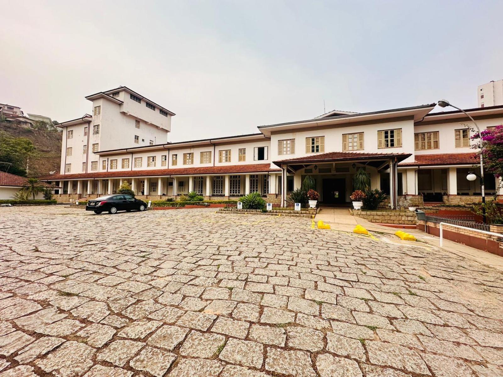 Apartamento Condominio Quisisana Centro Pocos De Caldas Lazer Completo, Uma Estrutura De Resort 外观 照片